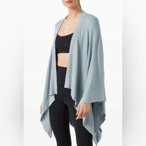 Lululemon Open Mind Viscose & Silk Wrap in Blue  Cast